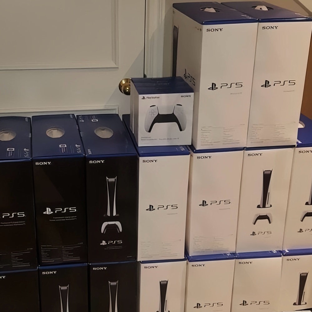 PLAYSTATION 5 (DIGITAL AND DISC EDITION)